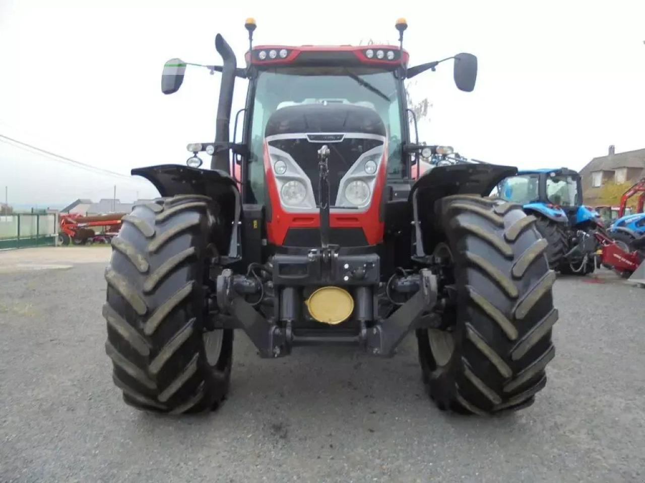 McCormick x7-650m - Τρακτέρ: φωτογραφία 3 McCormick x7-650m - Τρακτέρ: φωτογραφία 3
