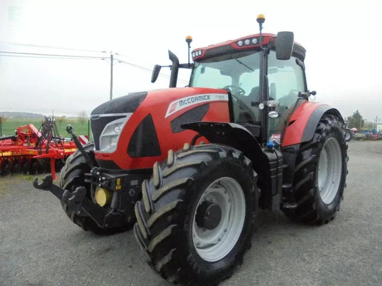 McCormick x7-650m - Τρακτέρ: φωτογραφία 4 McCormick x7-650m - Τρακτέρ: φωτογραφία 4