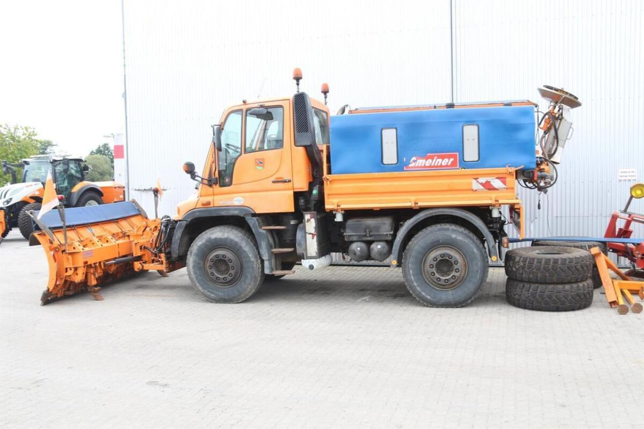 Mercedes-Benz unimog u 400 - Εκχιονιστικό μηχάνημα: φωτογραφία 4 Mercedes-Benz unimog u 400 - Εκχιονιστικό μηχάνημα: φωτογραφία 4