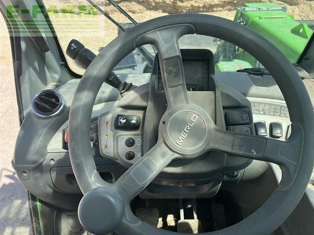 Merlo tf 42.7 - 136 - Τηλεσκοπικός φορτωτής: φωτογραφία 5 Merlo tf 42.7 - 136 - Τηλεσκοπικός φορτωτής: φωτογραφία 5