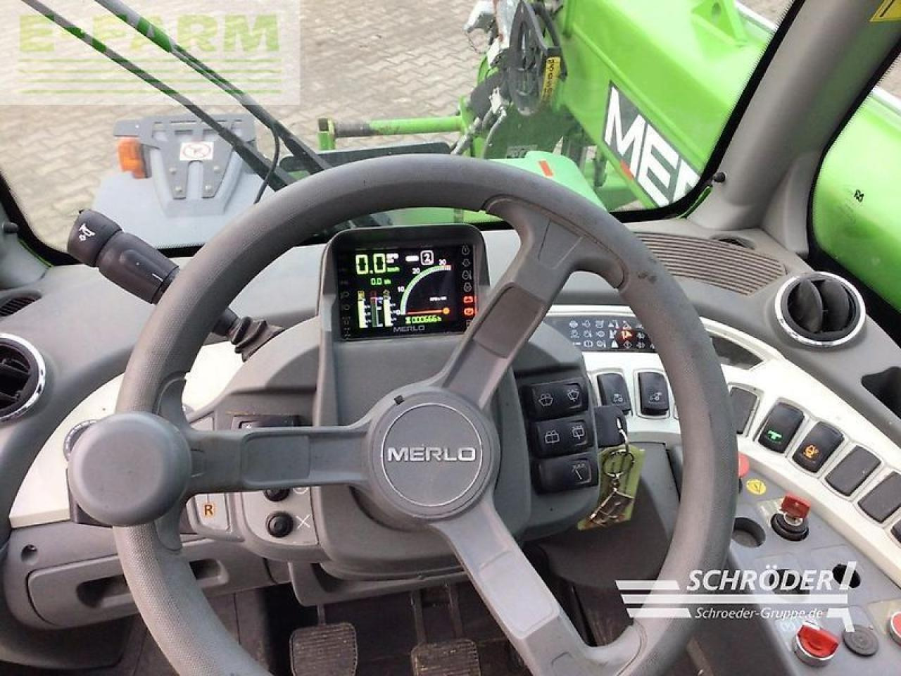 Merlo tf 42.7 - 136 - Τηλεσκοπικός φορτωτής: φωτογραφία 2 Merlo tf 42.7 - 136 - Τηλεσκοπικός φορτωτής: φωτογραφία 2