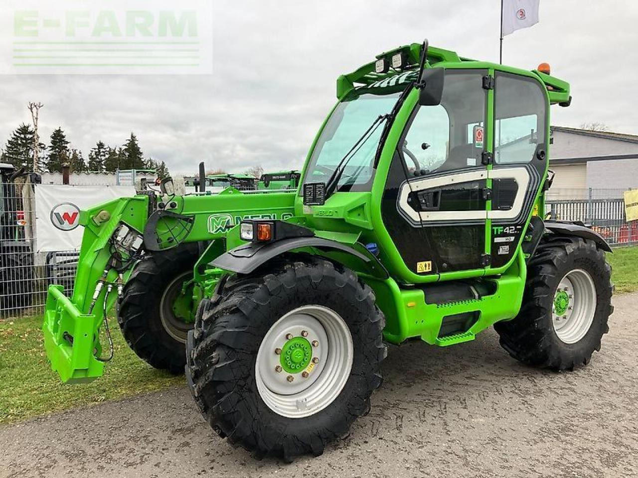 Merlo turbofarmer tf 42.7-140 - Τηλεσκοπικός φορτωτής: φωτογραφία 1 Merlo turbofarmer tf 42.7-140 - Τηλεσκοπικός φορτωτής: φωτογραφία 1