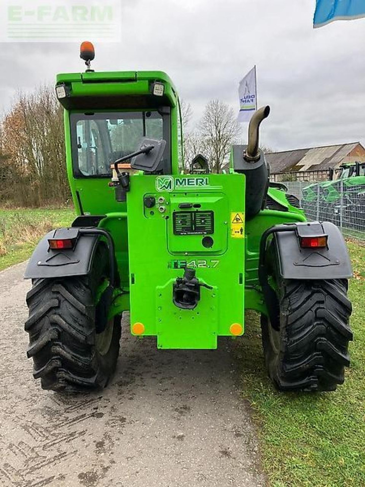 Merlo turbofarmer tf 42.7-140 - Τηλεσκοπικός φορτωτής: φωτογραφία 4 Merlo turbofarmer tf 42.7-140 - Τηλεσκοπικός φορτωτής: φωτογραφία 4