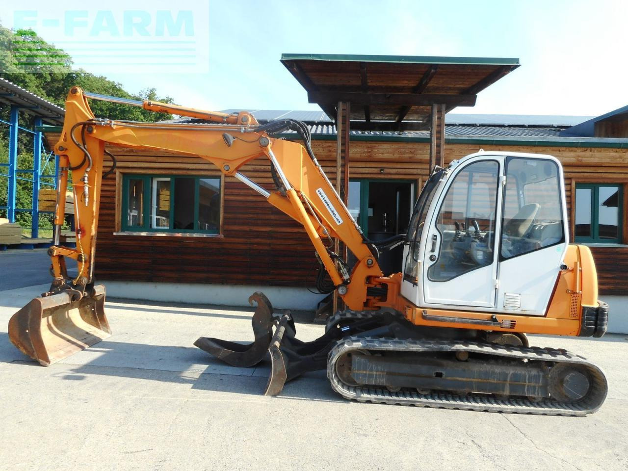 Neuson 8002rd ( 7.900kg ) hydr. sw + verstellausleger - Μίνι εκσκαφέας: φωτογραφία 1 Neuson 8002rd ( 7.900kg ) hydr. sw + verstellausleger - Μίνι εκσκαφέας: φωτογραφία 1