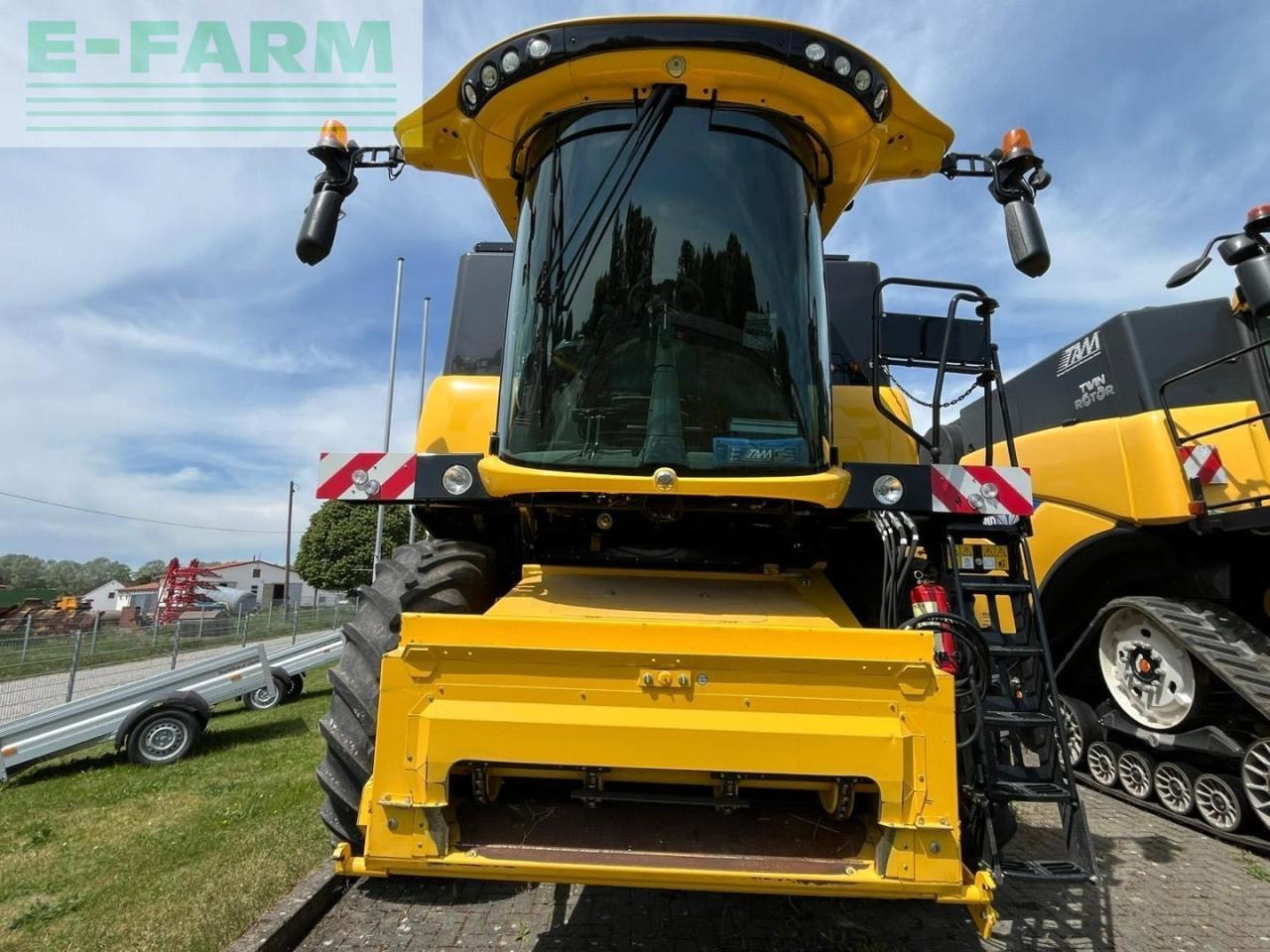 New Holland CX 6.90 - Θεριζοαλωνιστική μηχανή: φωτογραφία 3 New Holland CX 6.90 - Θεριζοαλωνιστική μηχανή: φωτογραφία 3