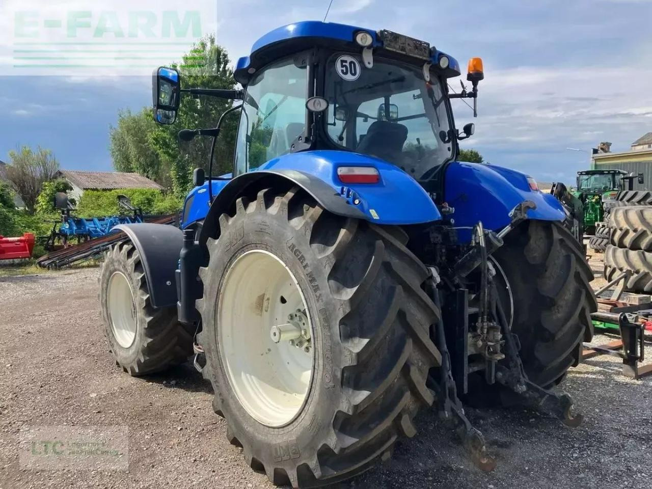New Holland T7.220 - Τρακτέρ: φωτογραφία 4 New Holland T7.220 - Τρακτέρ: φωτογραφία 4