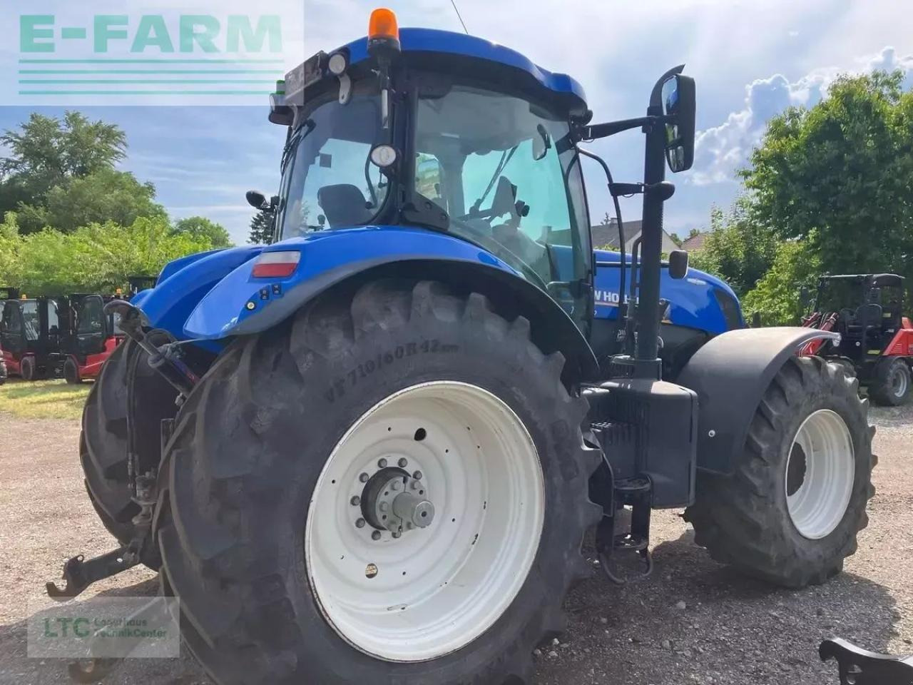 New Holland T7.220 - Τρακτέρ: φωτογραφία 3 New Holland T7.220 - Τρακτέρ: φωτογραφία 3