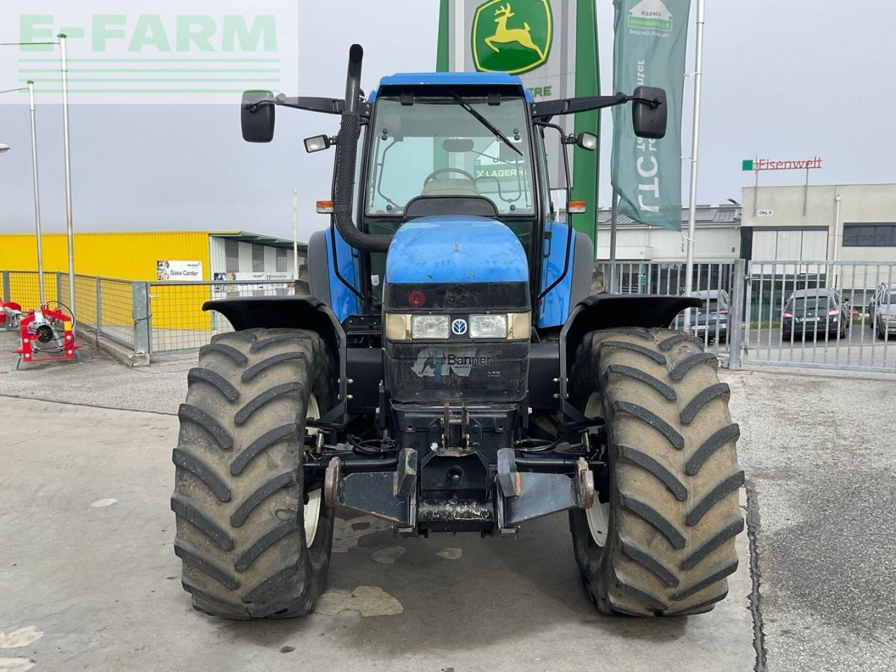 New Holland TM 150 - Τρακτέρ: φωτογραφία 3 New Holland TM 150 - Τρακτέρ: φωτογραφία 3