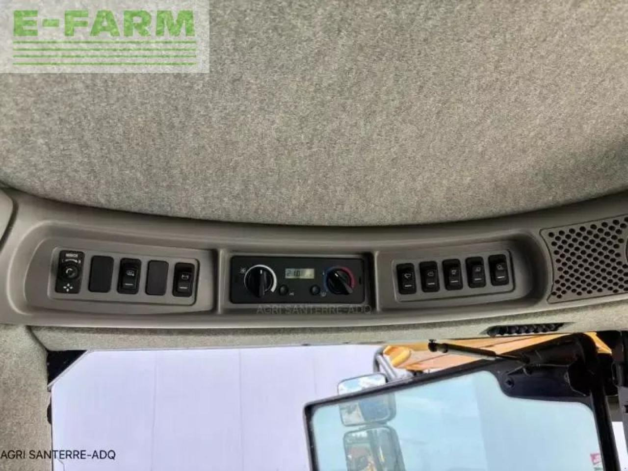 New Holland cr 8070 - Θεριζοαλωνιστική μηχανή: φωτογραφία 5 New Holland cr 8070 - Θεριζοαλωνιστική μηχανή: φωτογραφία 5