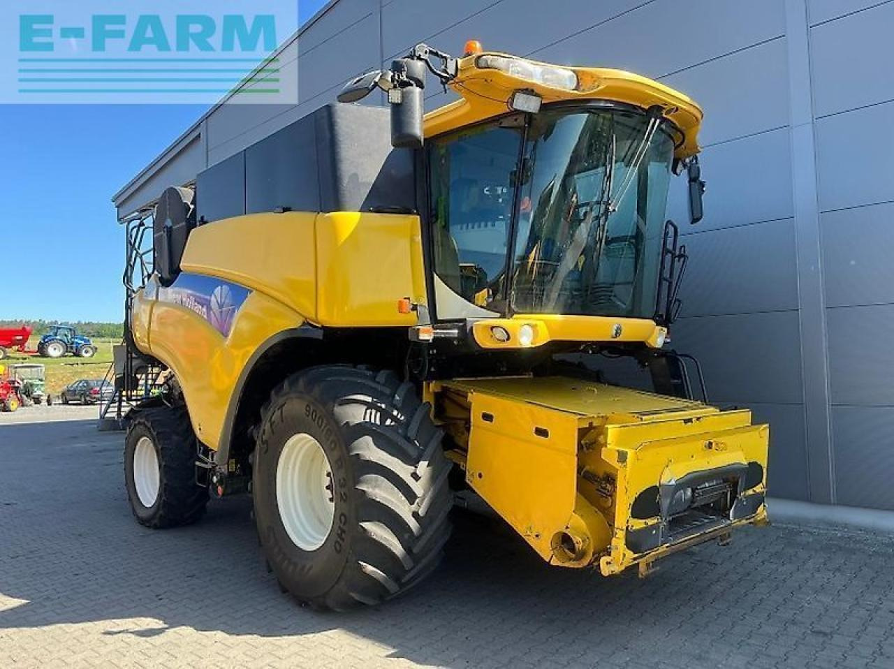 New Holland cr 9070 elevation - Θεριζοαλωνιστική μηχανή: φωτογραφία 1 New Holland cr 9070 elevation - Θεριζοαλωνιστική μηχανή: φωτογραφία 1