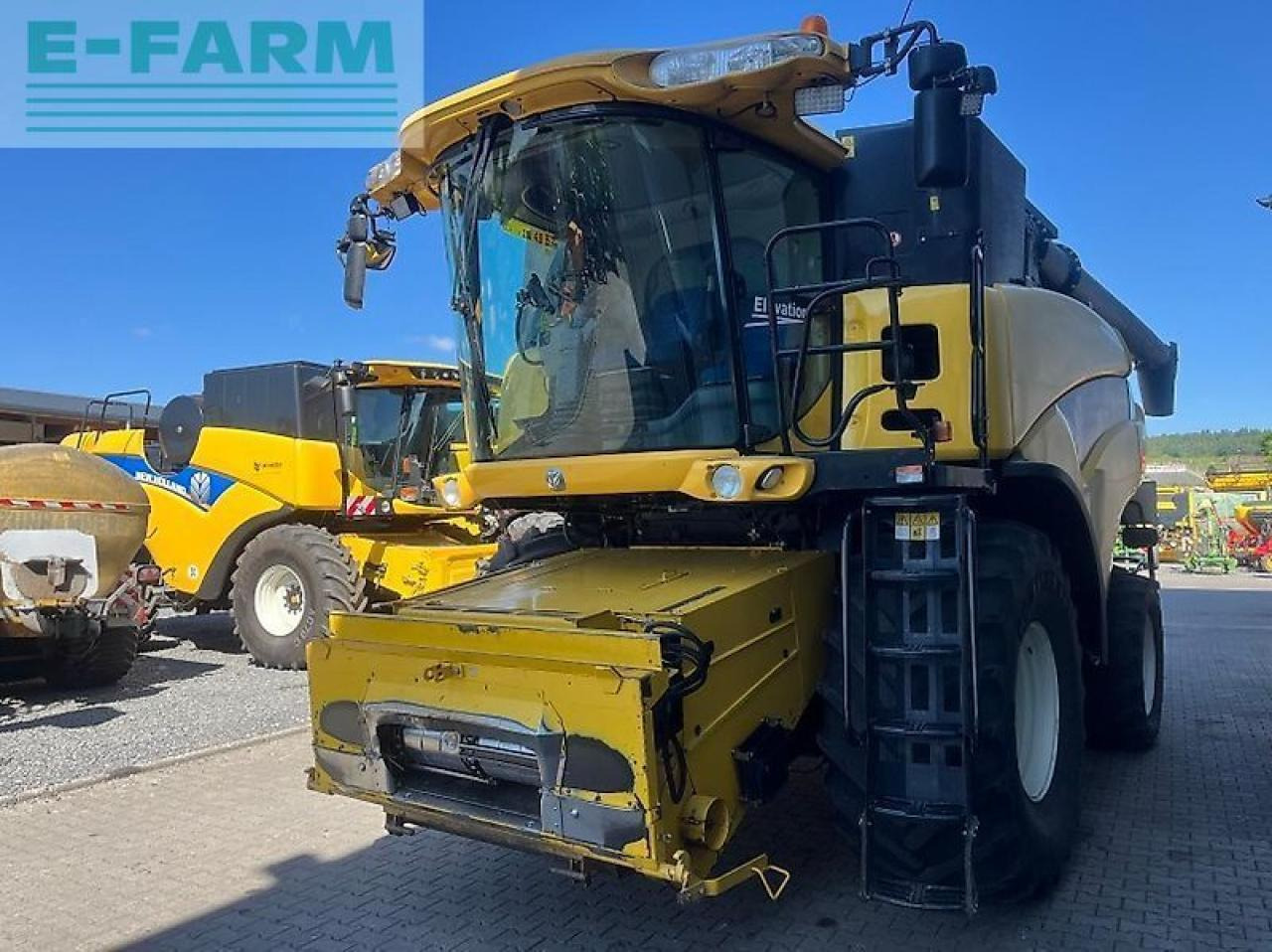New Holland cr 9070 elevation - Θεριζοαλωνιστική μηχανή: φωτογραφία 2 New Holland cr 9070 elevation - Θεριζοαλωνιστική μηχανή: φωτογραφία 2