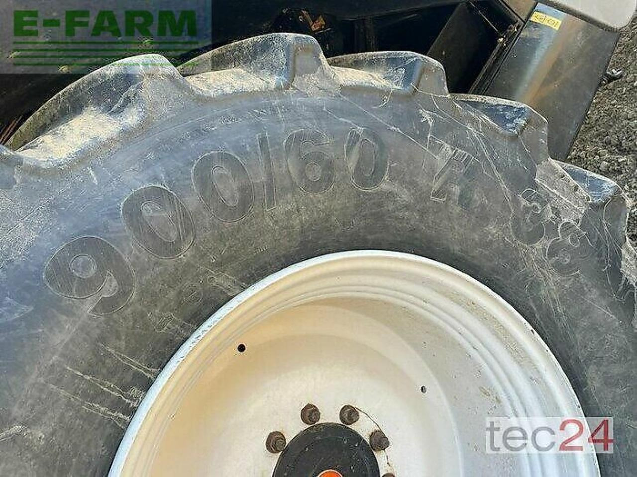 Θεριζοαλωνιστική μηχανή New Holland cr 9070: φωτογραφία 14