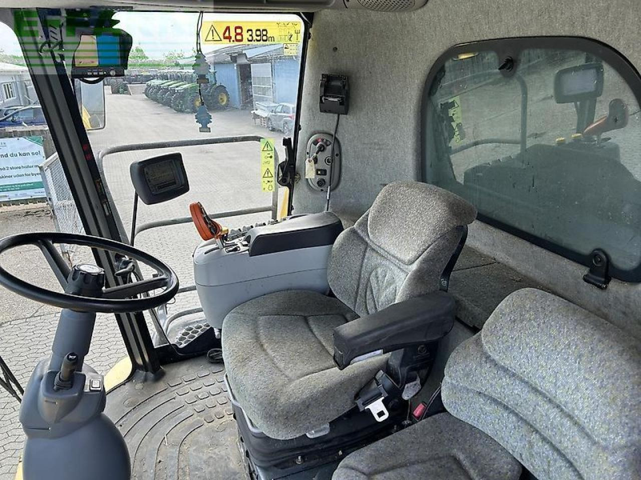 New Holland cr 980 - Θεριζοαλωνιστική μηχανή: φωτογραφία 3 New Holland cr 980 - Θεριζοαλωνιστική μηχανή: φωτογραφία 3