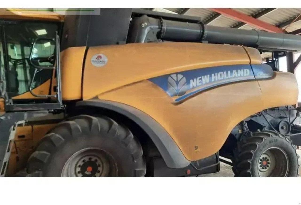 New Holland cr8080 - Θεριζοαλωνιστική μηχανή: φωτογραφία 1 New Holland cr8080 - Θεριζοαλωνιστική μηχανή: φωτογραφία 1