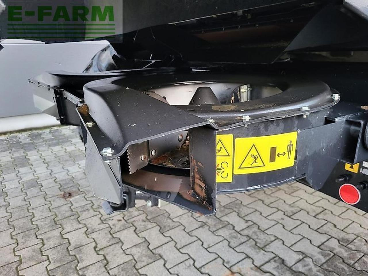Θεριζοαλωνιστική μηχανή New Holland cx 8.80 allrad: φωτογραφία 6
