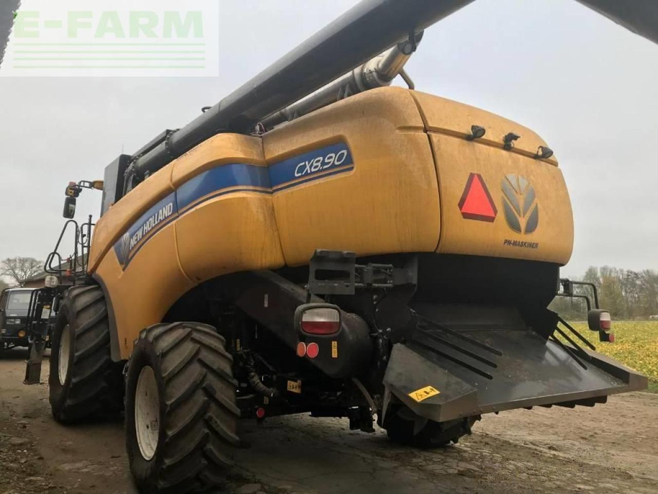 New Holland cx 8.90 slh - Θεριζοαλωνιστική μηχανή: φωτογραφία 4 New Holland cx 8.90 slh - Θεριζοαλωνιστική μηχανή: φωτογραφία 4