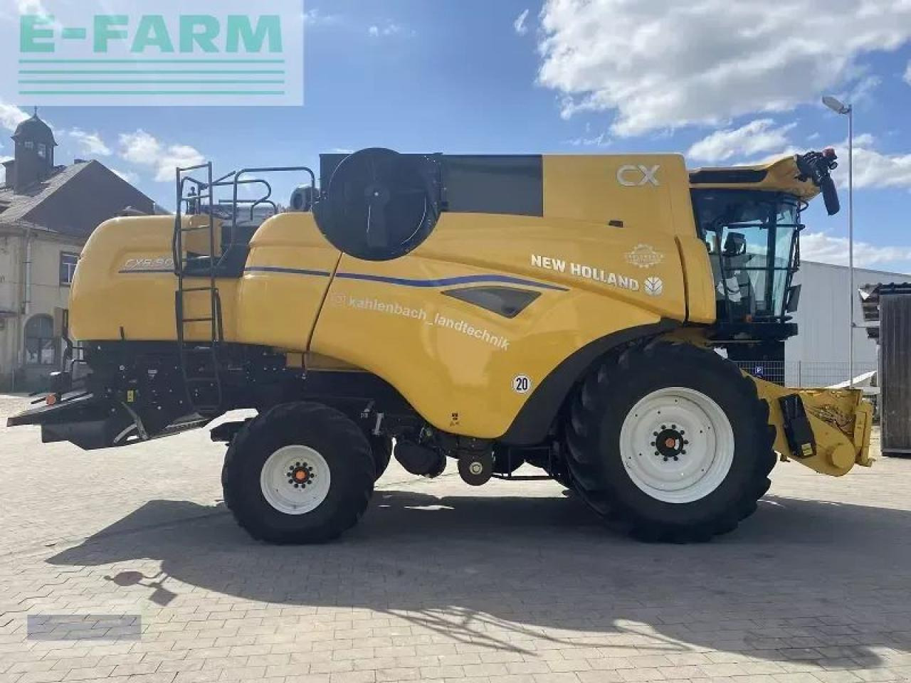 New Holland cx 8.90 - Θεριζοαλωνιστική μηχανή: φωτογραφία 2 New Holland cx 8.90 - Θεριζοαλωνιστική μηχανή: φωτογραφία 2