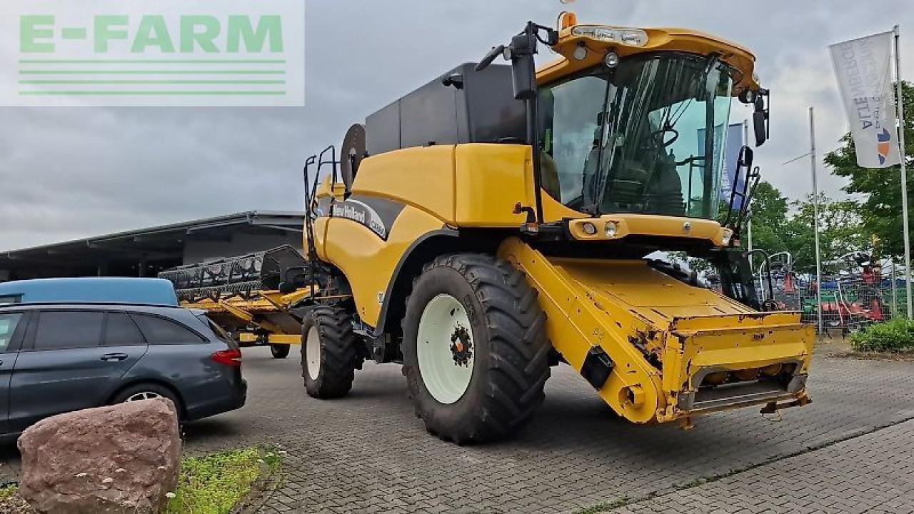 New Holland cx 860 / cx860 4x4 allrad - Θεριζοαλωνιστική μηχανή: φωτογραφία 3 New Holland cx 860 / cx860 4x4 allrad - Θεριζοαλωνιστική μηχανή: φωτογραφία 3