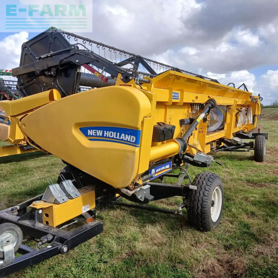 New Holland cx8.70 - Θεριζοαλωνιστική μηχανή: φωτογραφία 5 New Holland cx8.70 - Θεριζοαλωνιστική μηχανή: φωτογραφία 5