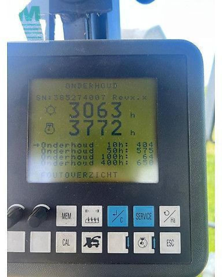 New Holland fx 60 - Ενσιρωτική μηχανή: φωτογραφία 4 New Holland fx 60 - Ενσιρωτική μηχανή: φωτογραφία 4