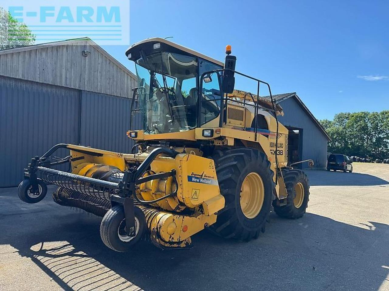 New Holland fx38 - Ενσιρωτική μηχανή: φωτογραφία 1 New Holland fx38 - Ενσιρωτική μηχανή: φωτογραφία 1