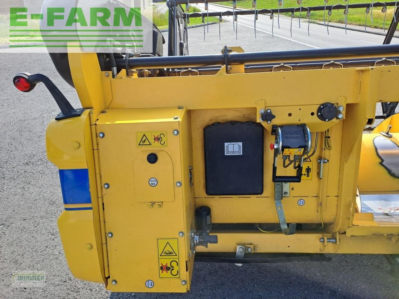 New Holland nh 400 - Θεριζοαλωνιστική μηχανή - κεφαλή: φωτογραφία 2 New Holland nh 400 - Θεριζοαλωνιστική μηχανή - κεφαλή: φωτογραφία 2