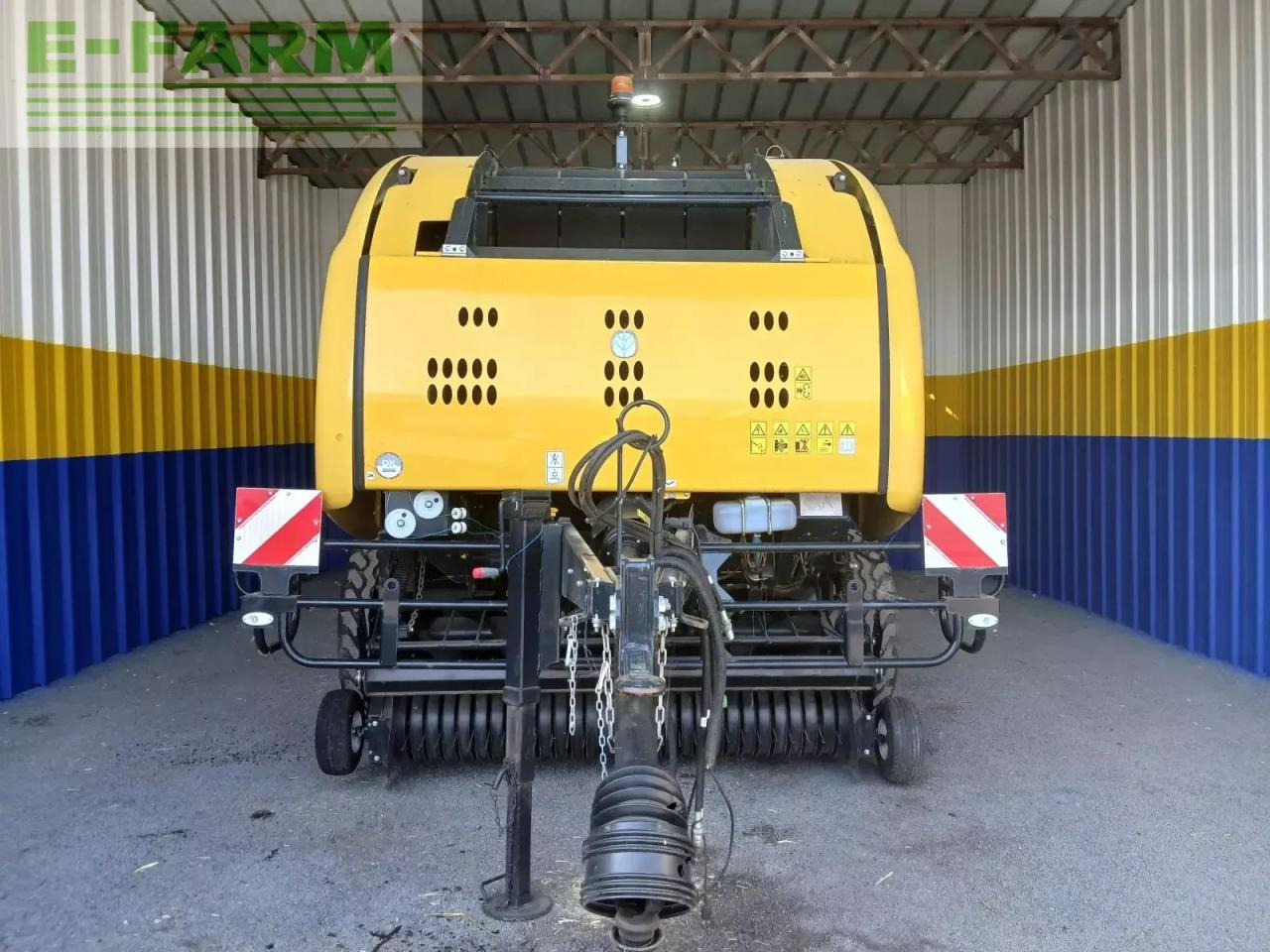 New Holland rb 180 - Χορτοδετική μηχανή τετράγωνες μπάλες: φωτογραφία 2 New Holland rb 180 - Χορτοδετική μηχανή τετράγωνες μπάλες: φωτογραφία 2