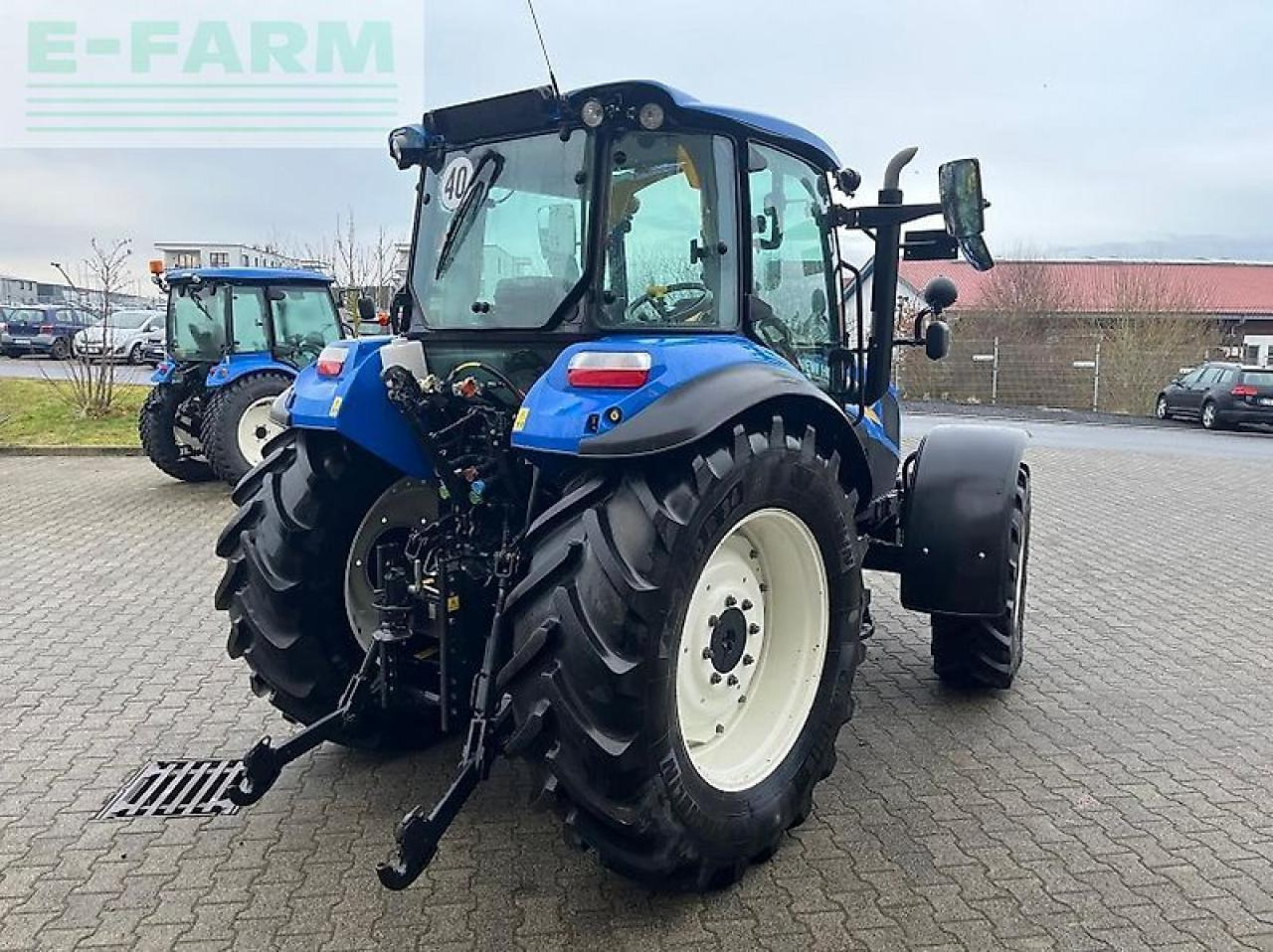 New Holland t 5.95 - Τρακτέρ: φωτογραφία 4 New Holland t 5.95 - Τρακτέρ: φωτογραφία 4