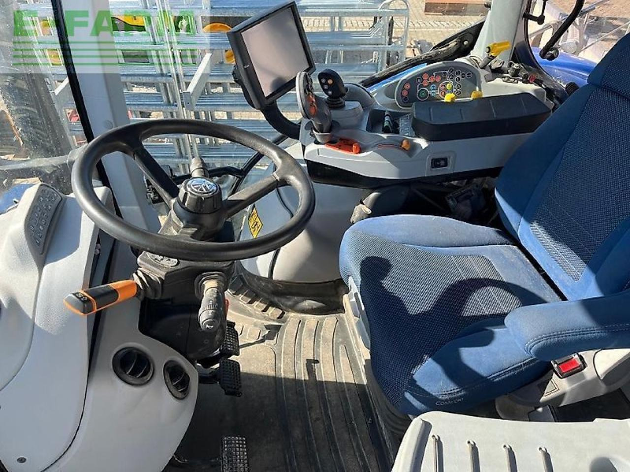 New Holland t 6.180 dc - Τρακτέρ: φωτογραφία 5 New Holland t 6.180 dc - Τρακτέρ: φωτογραφία 5