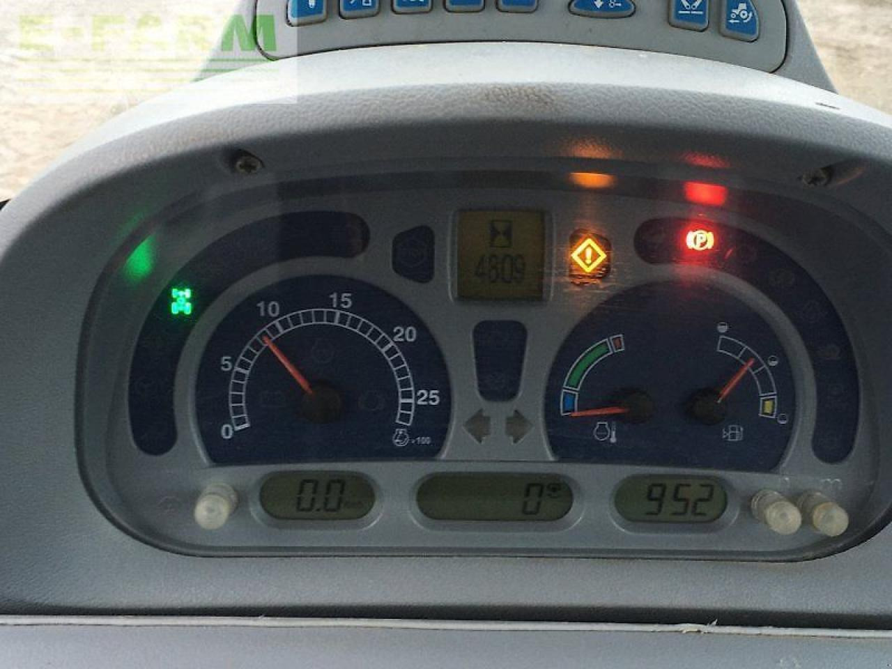 Τρακτέρ New Holland t 6020: φωτογραφία 9