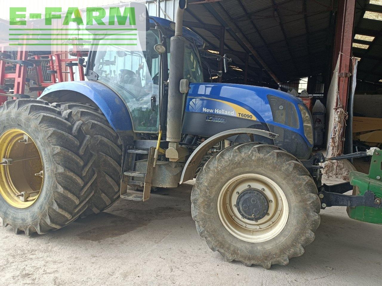 New Holland t 6090 active - Τρακτέρ: φωτογραφία 1 New Holland t 6090 active - Τρακτέρ: φωτογραφία 1
