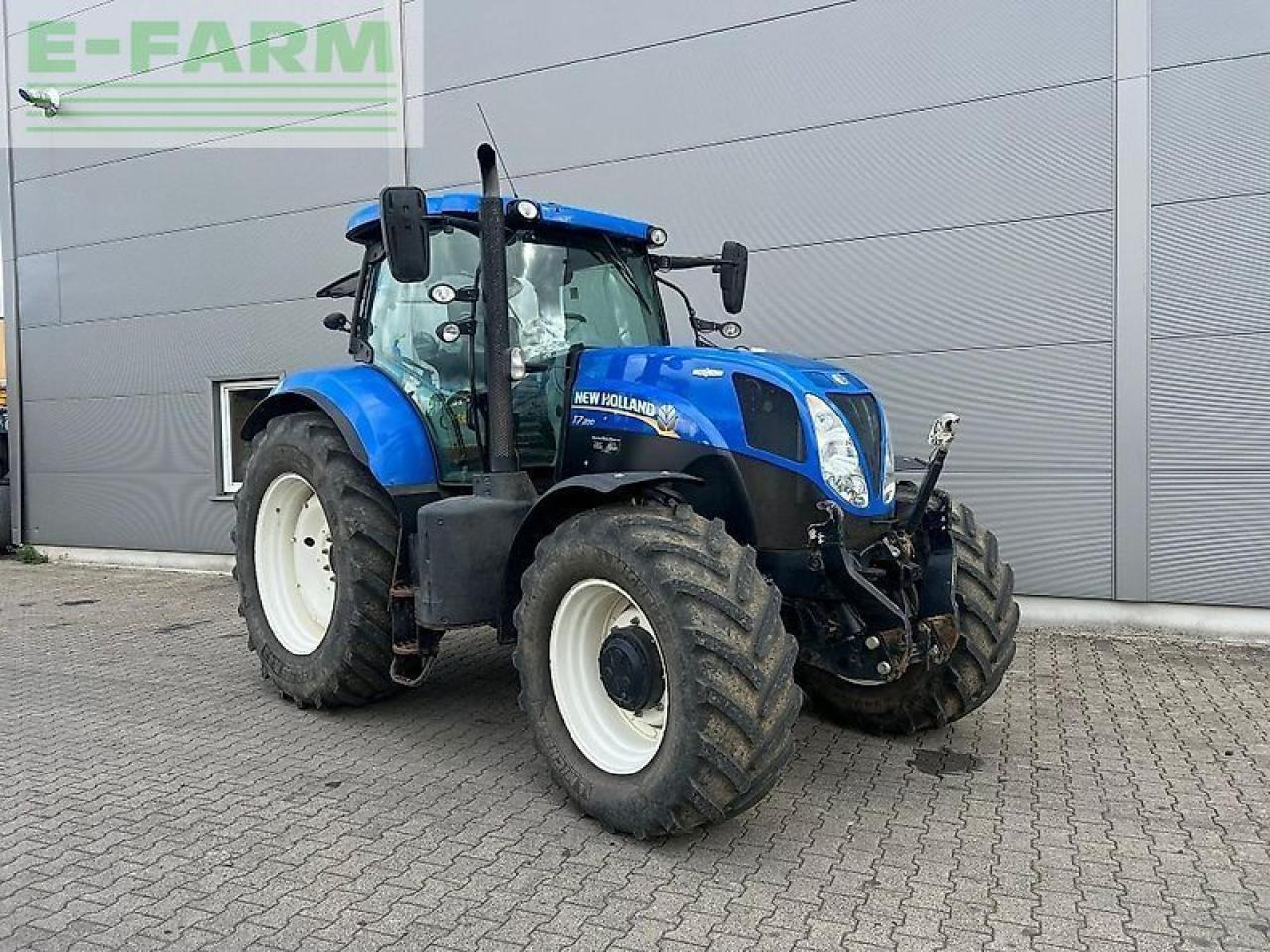 New Holland t 7.200 ac - Τρακτέρ: φωτογραφία 1 New Holland t 7.200 ac - Τρακτέρ: φωτογραφία 1