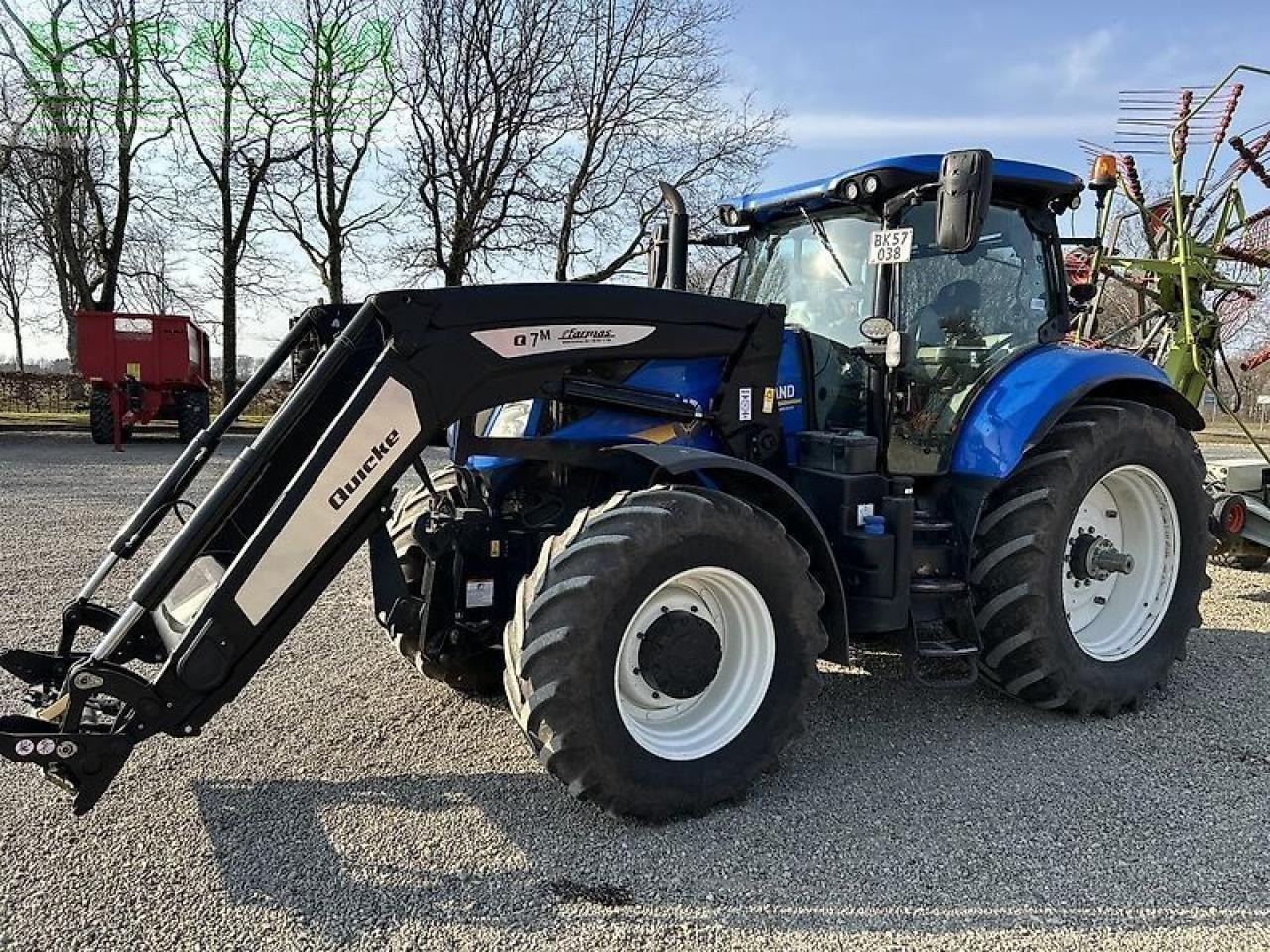 New Holland t 7.230 - Τρακτέρ: φωτογραφία 2 New Holland t 7.230 - Τρακτέρ: φωτογραφία 2