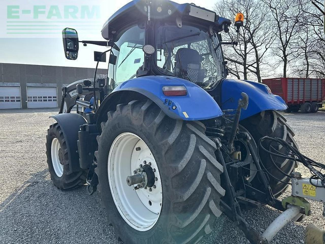 New Holland t 7.230 - Τρακτέρ: φωτογραφία 4 New Holland t 7.230 - Τρακτέρ: φωτογραφία 4