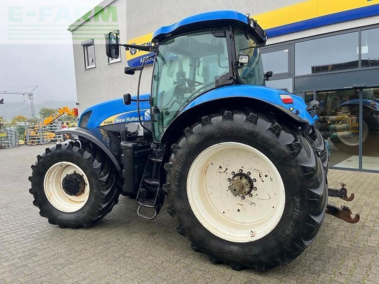 New Holland t 7050 pc PC - Τρακτέρ: φωτογραφία 5 New Holland t 7050 pc PC - Τρακτέρ: φωτογραφία 5