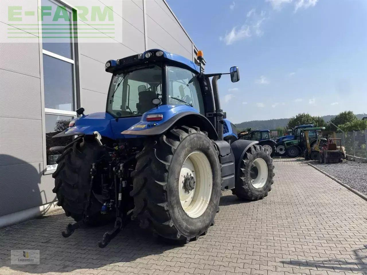 New Holland t 8.390 - Τρακτέρ: φωτογραφία 4 New Holland t 8.390 - Τρακτέρ: φωτογραφία 4