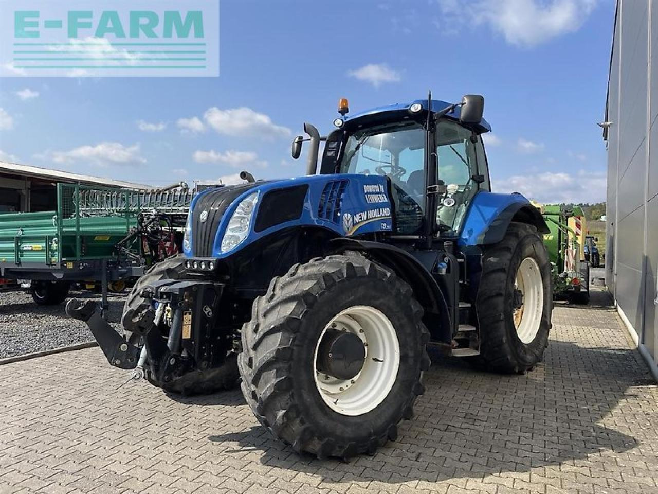 New Holland t 8.390 - Τρακτέρ: φωτογραφία 2 New Holland t 8.390 - Τρακτέρ: φωτογραφία 2