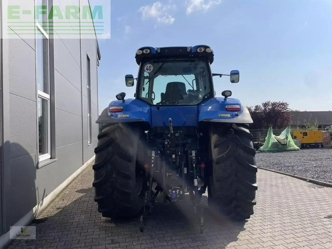 New Holland t 8.390 - Τρακτέρ: φωτογραφία 5 New Holland t 8.390 - Τρακτέρ: φωτογραφία 5