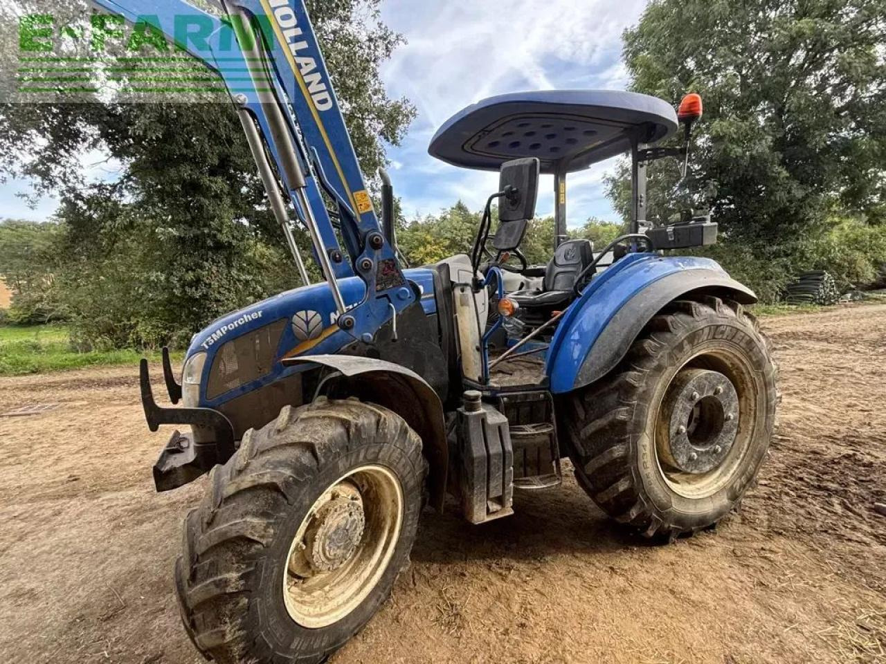New Holland t5 105 arceau - Τρακτέρ: φωτογραφία 2 New Holland t5 105 arceau - Τρακτέρ: φωτογραφία 2