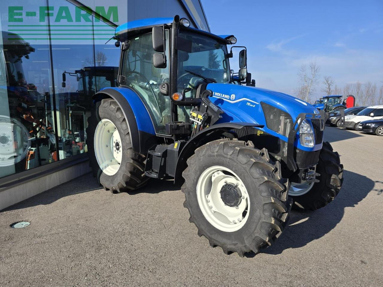 New Holland t5.90s - Τρακτέρ: φωτογραφία 5 New Holland t5.90s - Τρακτέρ: φωτογραφία 5