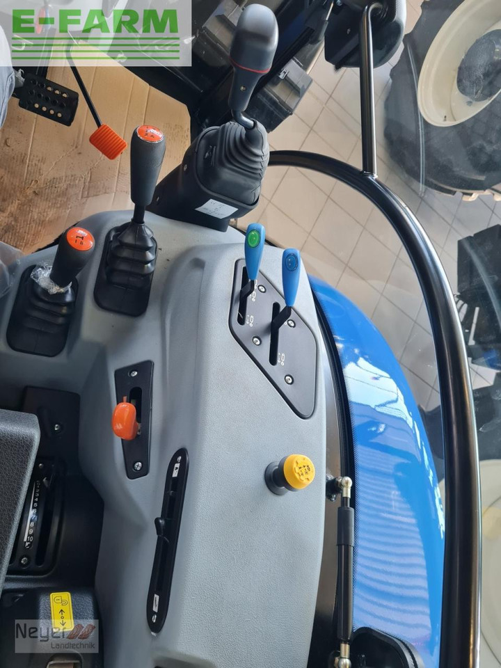 New Holland t5.90s - Τρακτέρ: φωτογραφία 4 New Holland t5.90s - Τρακτέρ: φωτογραφία 4