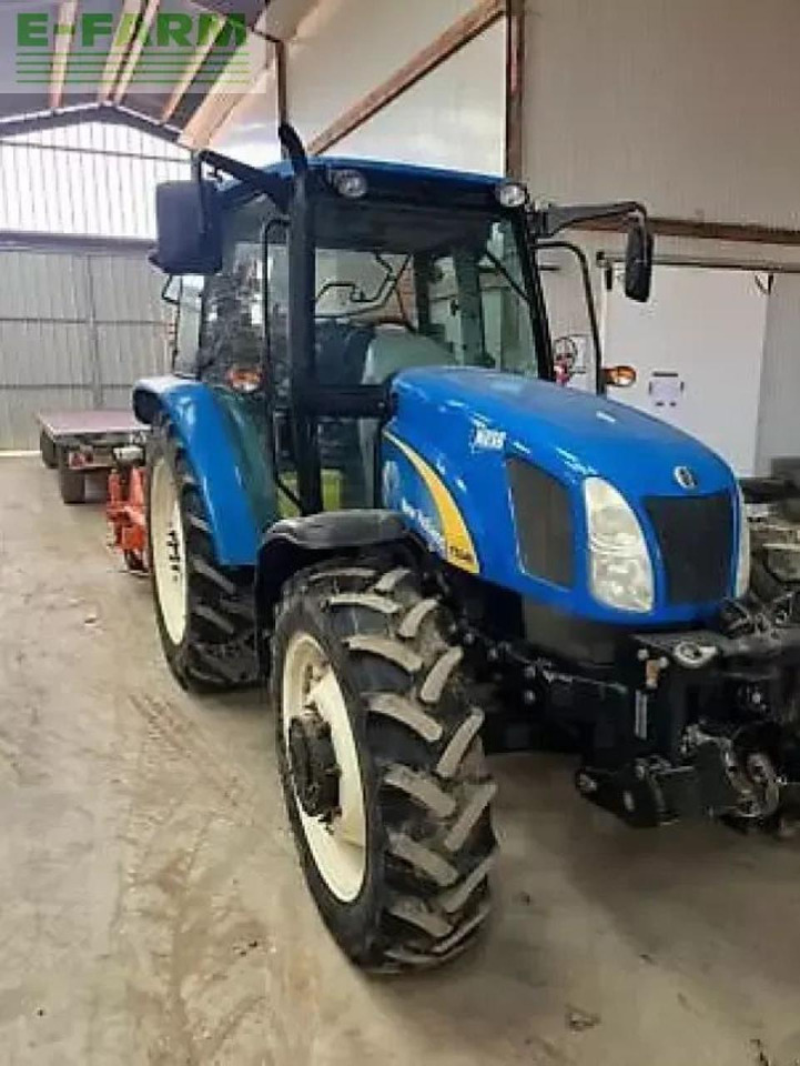 New Holland t5040 - Τρακτέρ: φωτογραφία 1 New Holland t5040 - Τρακτέρ: φωτογραφία 1
