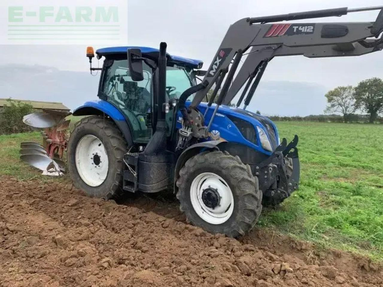 New Holland t6-155ac - Τρακτέρ: φωτογραφία 1 New Holland t6-155ac - Τρακτέρ: φωτογραφία 1