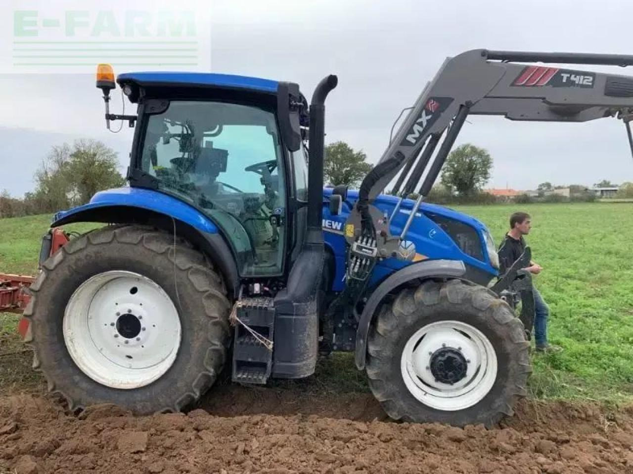 New Holland t6-155ac - Τρακτέρ: φωτογραφία 3 New Holland t6-155ac - Τρακτέρ: φωτογραφία 3