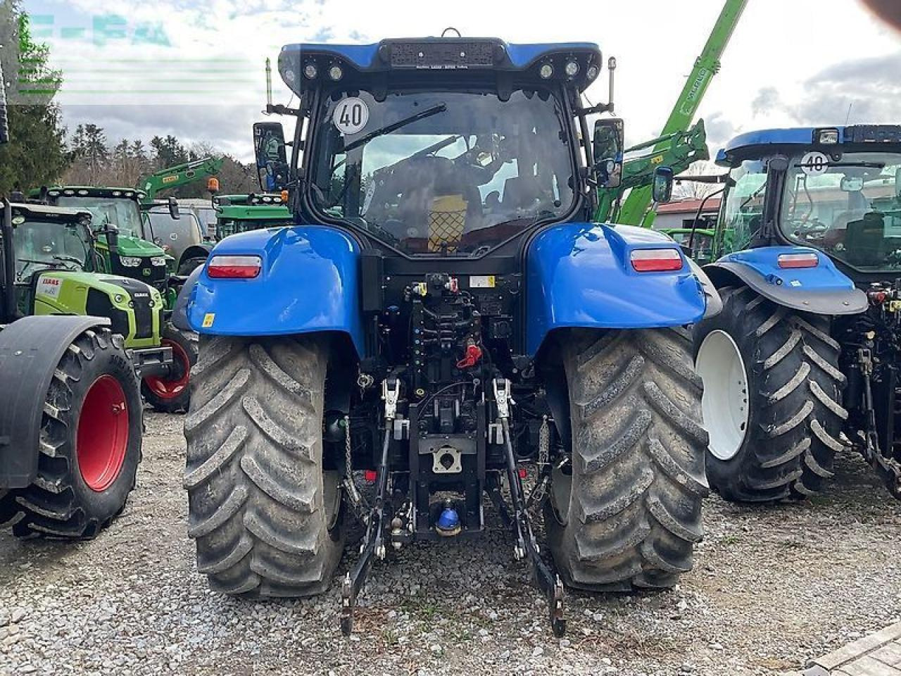 New Holland t6.180 ac - Τρακτέρ: φωτογραφία 3 New Holland t6.180 ac - Τρακτέρ: φωτογραφία 3