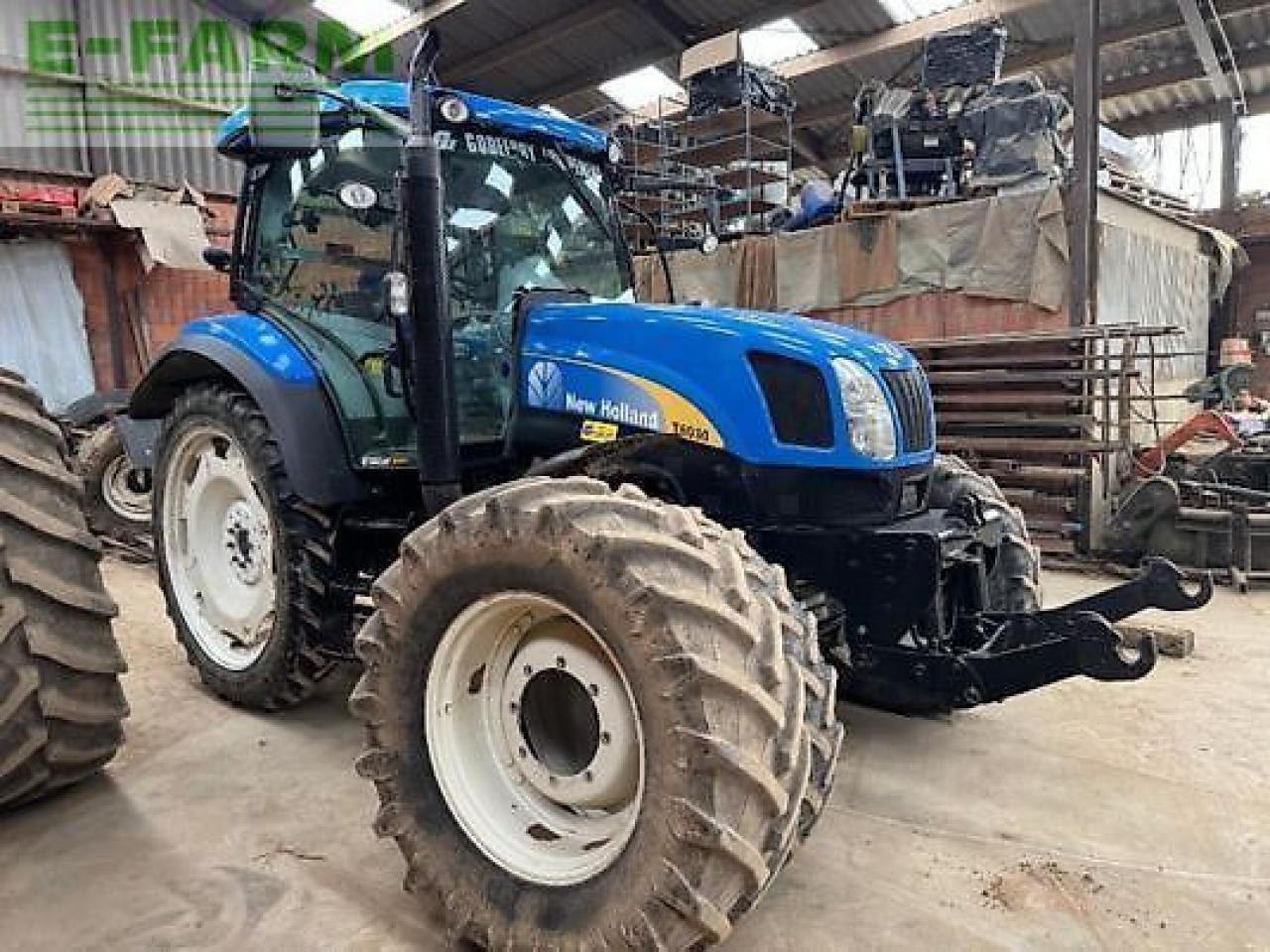 New Holland t6030 - Τρακτέρ: φωτογραφία 2 New Holland t6030 - Τρακτέρ: φωτογραφία 2