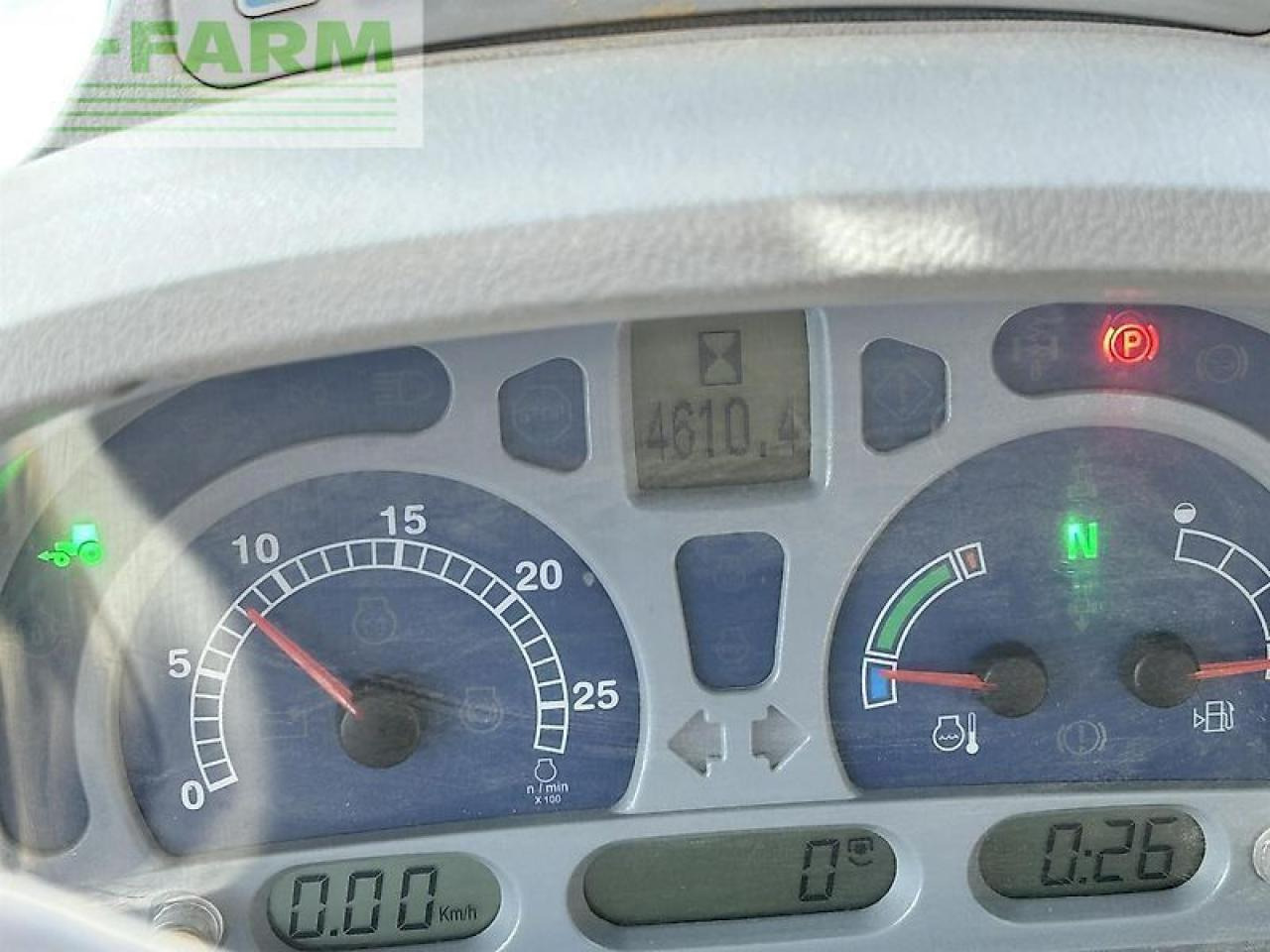 Τρακτέρ New Holland t6090 power command: φωτογραφία 11 Τρακτέρ New Holland t6090 power command: φωτογραφία 11