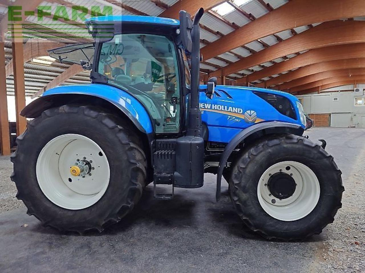 New Holland t7.190 - Τρακτέρ: φωτογραφία 5 New Holland t7.190 - Τρακτέρ: φωτογραφία 5