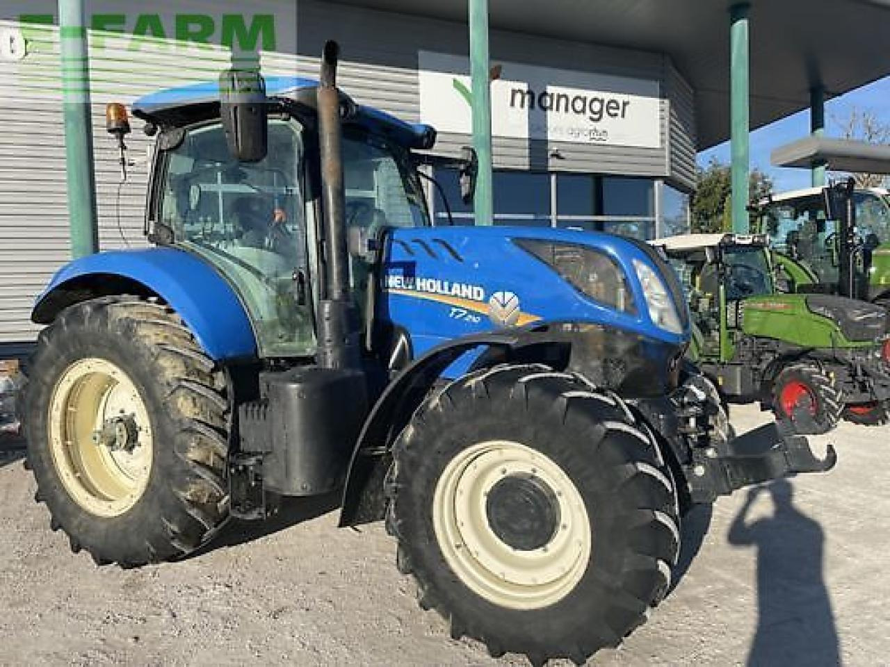 New Holland t7.210 - Τρακτέρ: φωτογραφία 1 New Holland t7.210 - Τρακτέρ: φωτογραφία 1