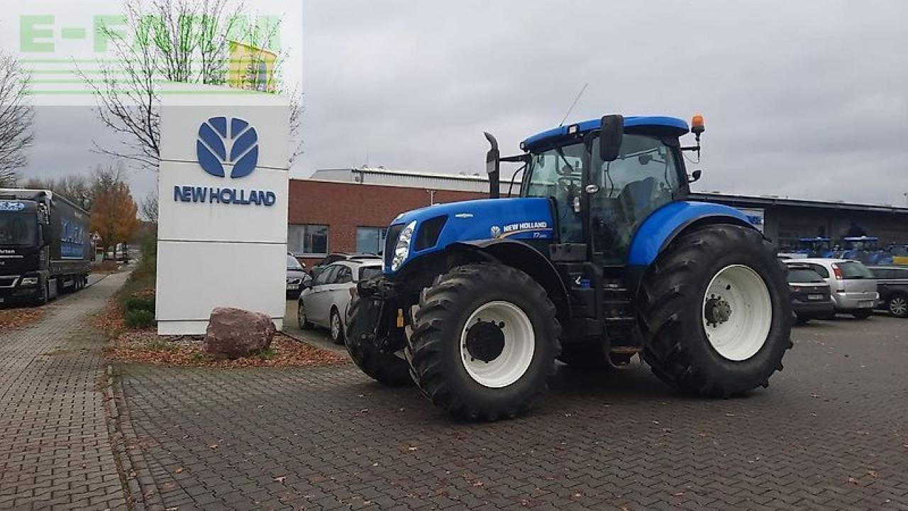 New Holland t7.220 ac - Τρακτέρ: φωτογραφία 1 New Holland t7.220 ac - Τρακτέρ: φωτογραφία 1